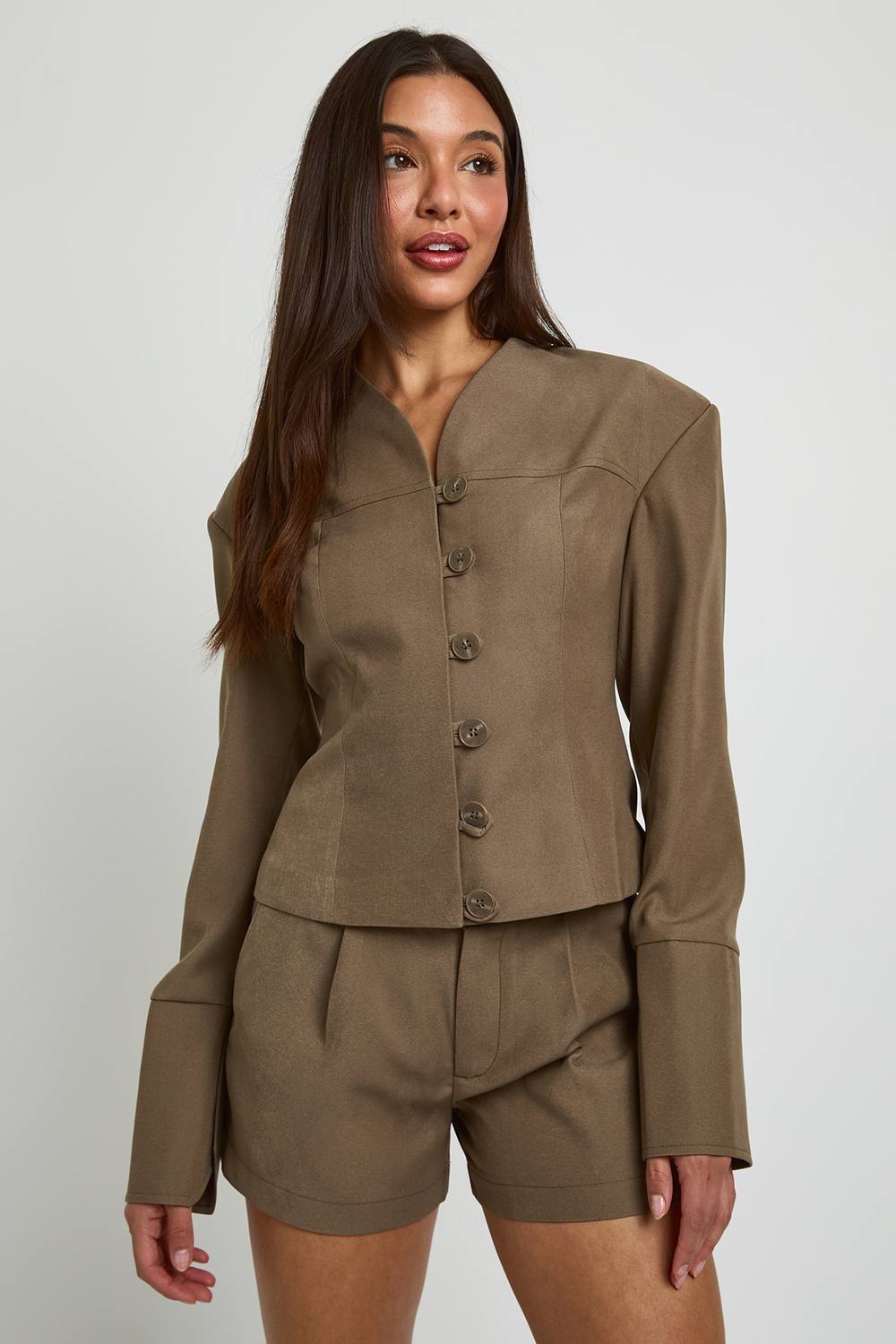 boohoo Women's Button Down Seam Detail Blazer in Mushroom by boohoo