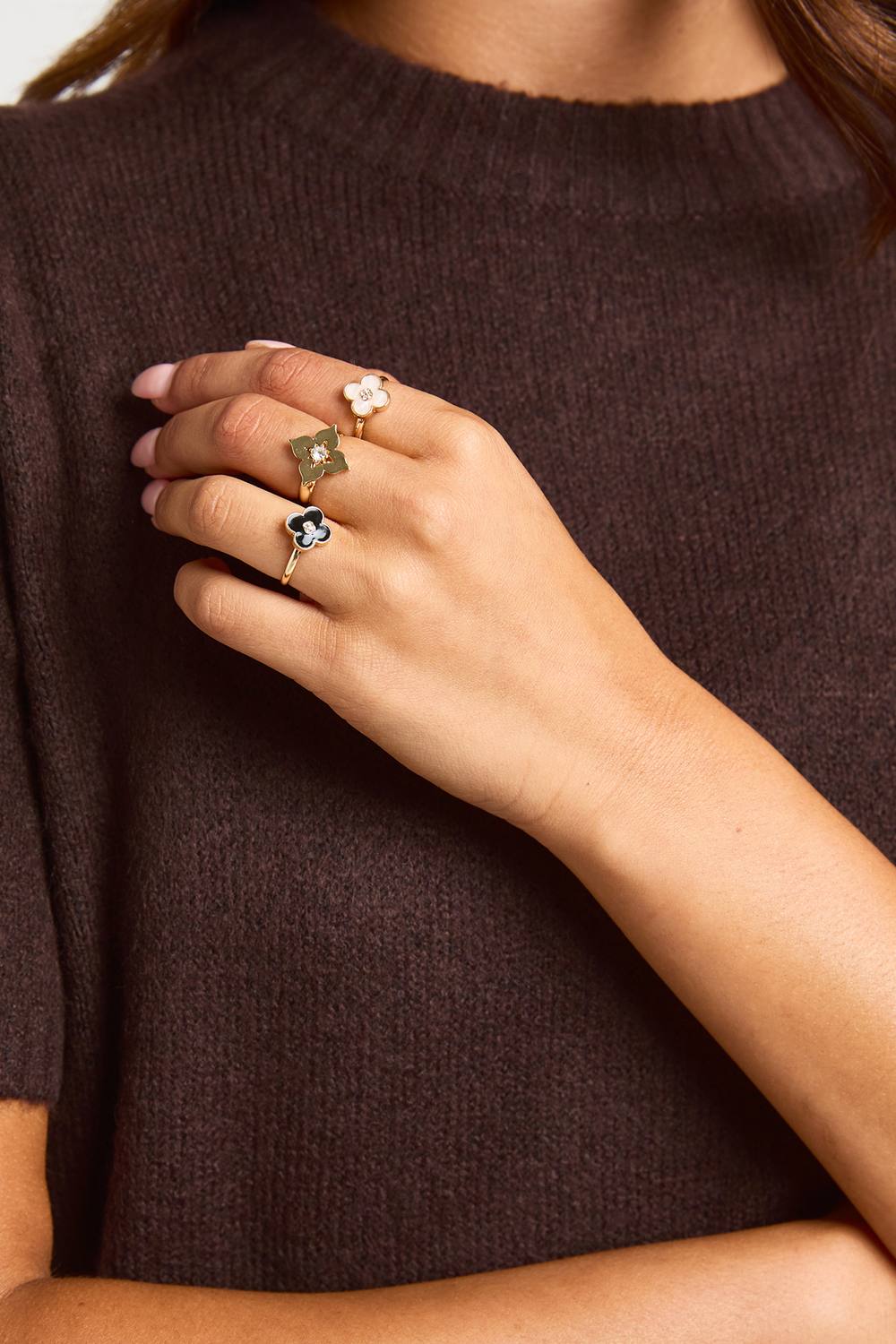 boohoo Women's Clover Rings 3 Pack in Gold by boohoo