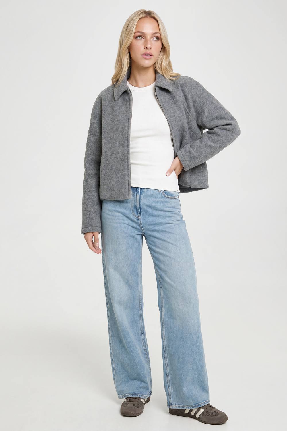 boohoo Women's Collared Wool Look Bomber Jacket in Grey by boohoo