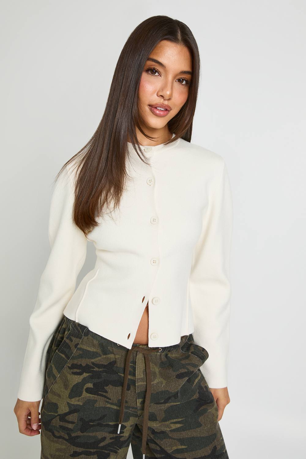 boohoo Women's Compact Knitted Cardigan in Cream by boohoo