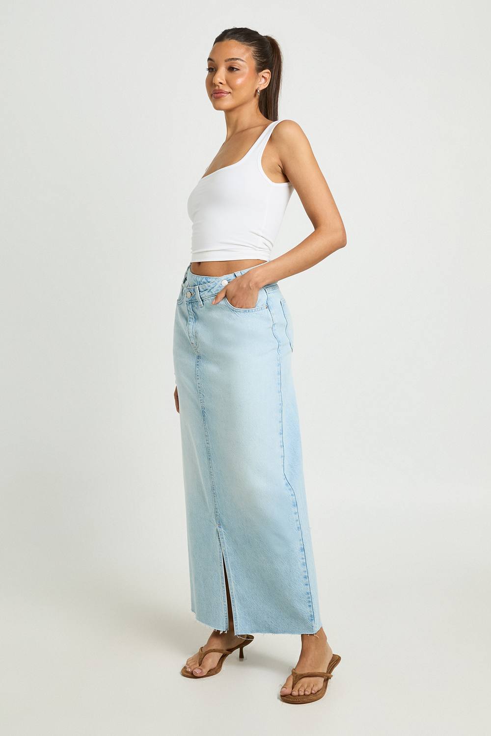 boohoo Women's Cross Waistband Denim Maxi Skirt in Bleach Wash by boohoo