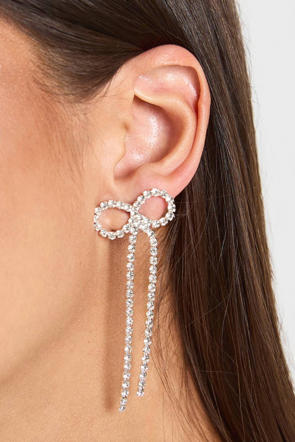 boohoo Women's Diamante Bow Detail Earrings in Silver by boohoo