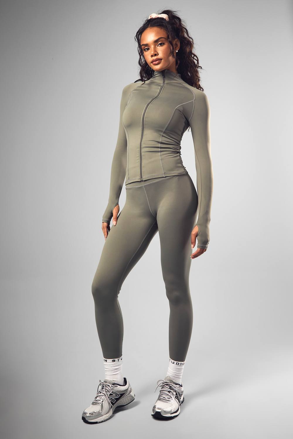 DSGN Studio Women's Highwaist Ultra Sculpt Legging Pants in Khaki by boohoo
