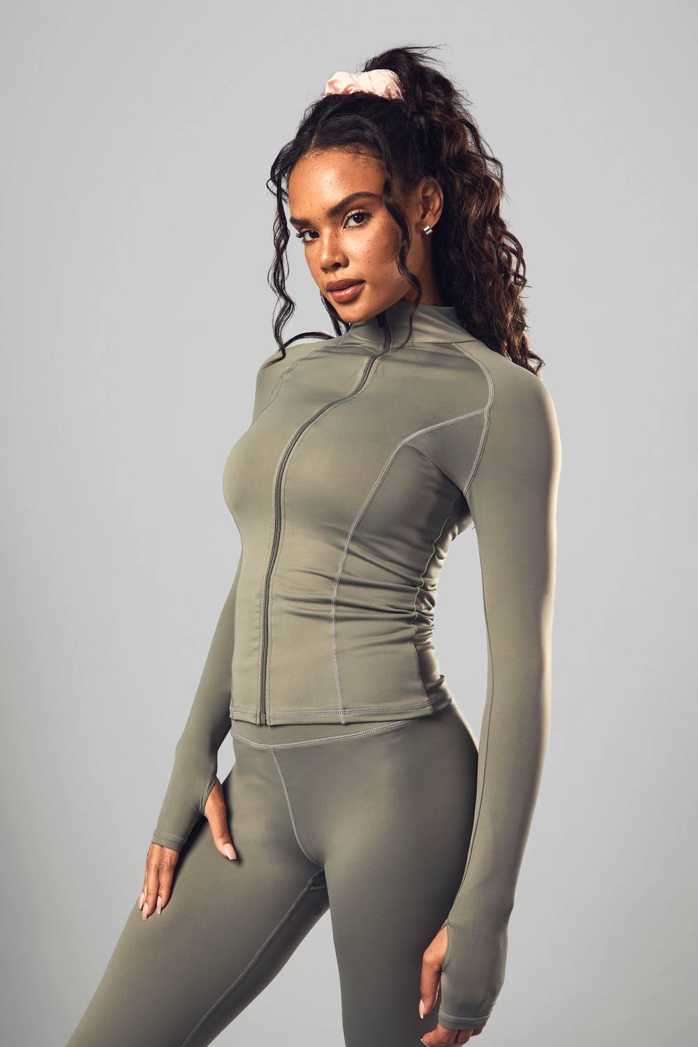 DSGN Studio Women's Ultra Sculpt Zip Through Top in Khaki by boohoo