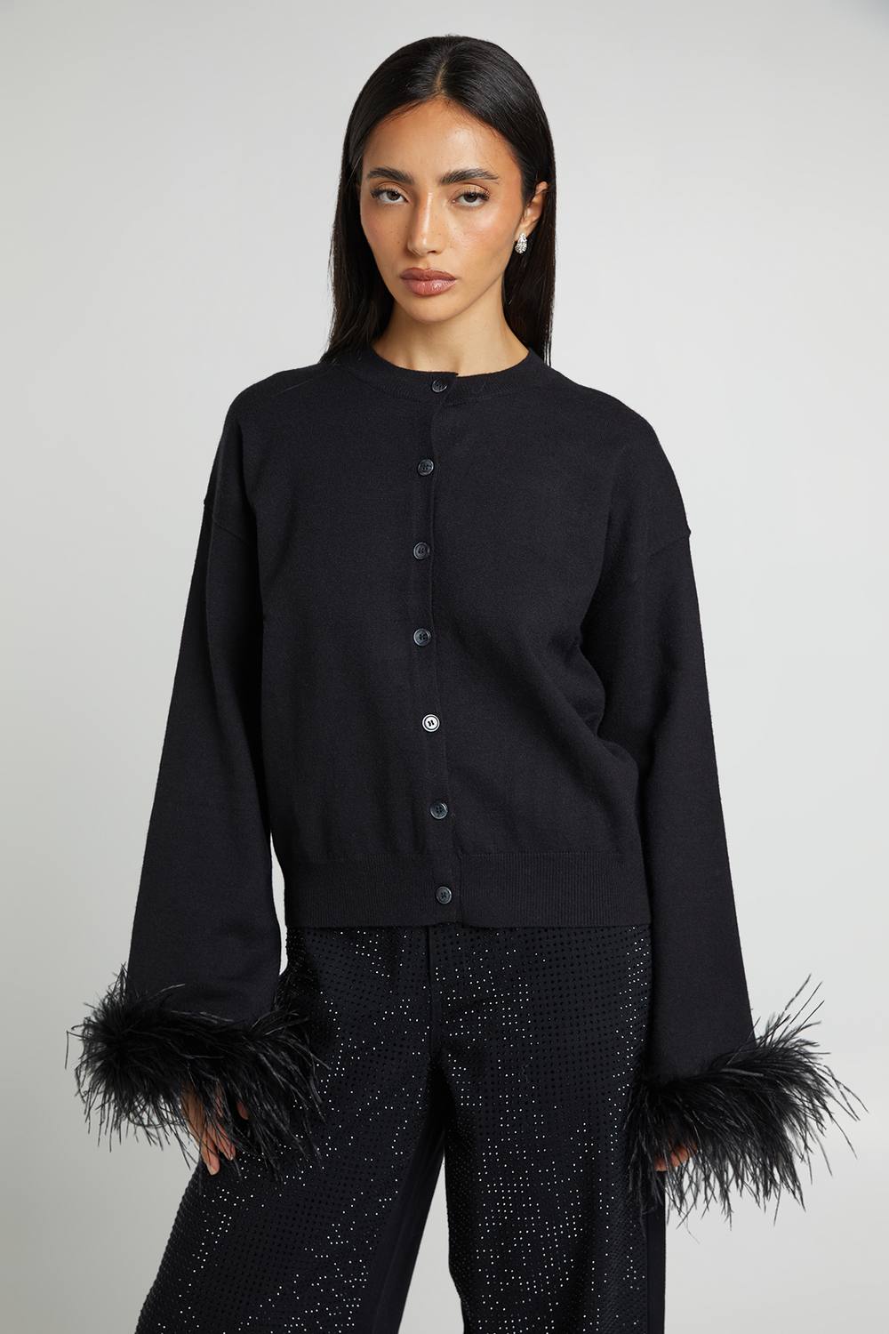 boohoo Women's Feather Cuff Wide Sleeve Knitted Cardigan in Black by boohoo