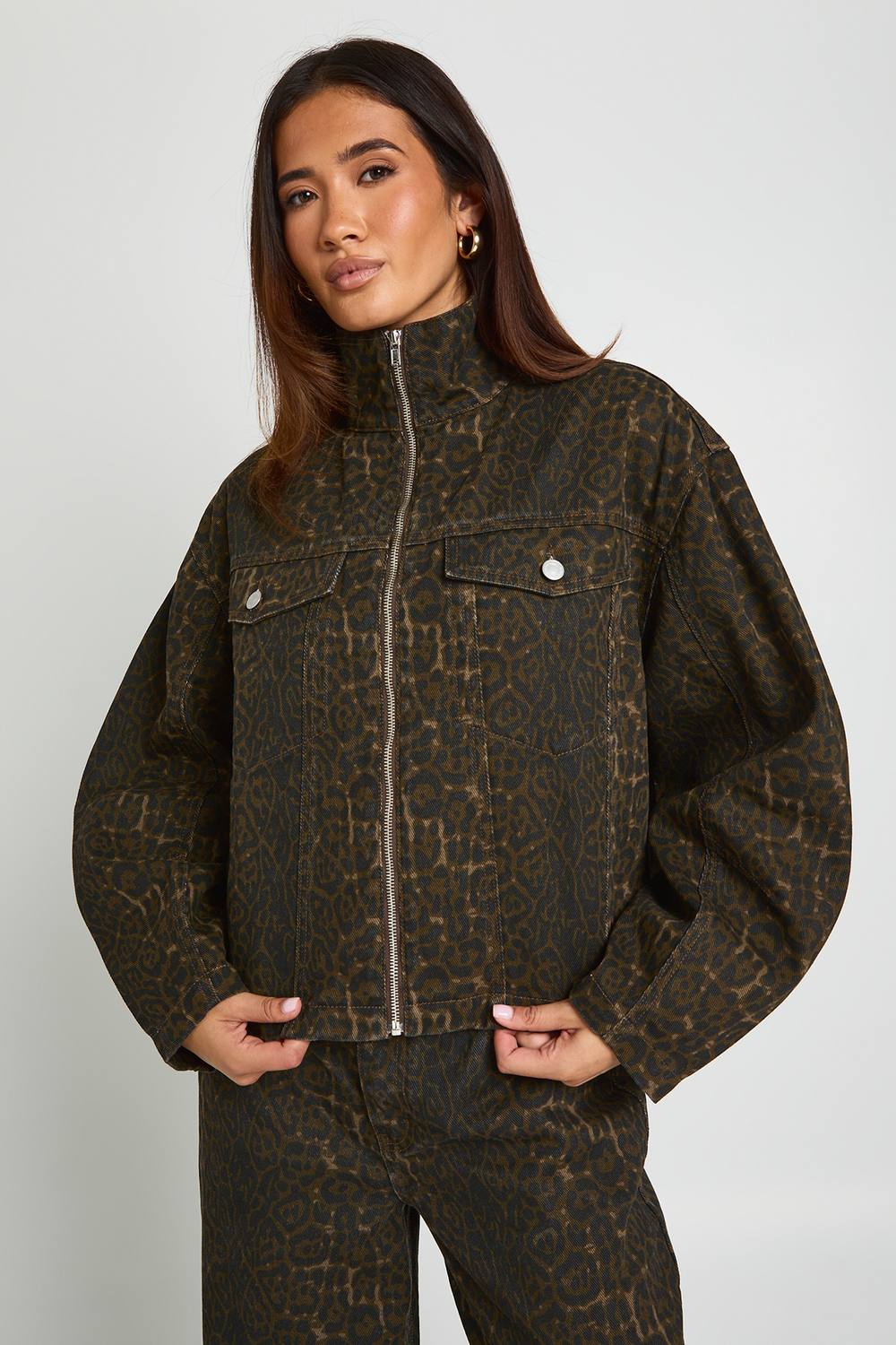 boohoo Women's Funnel Neck Leopard Print Denim Jacket by boohoo