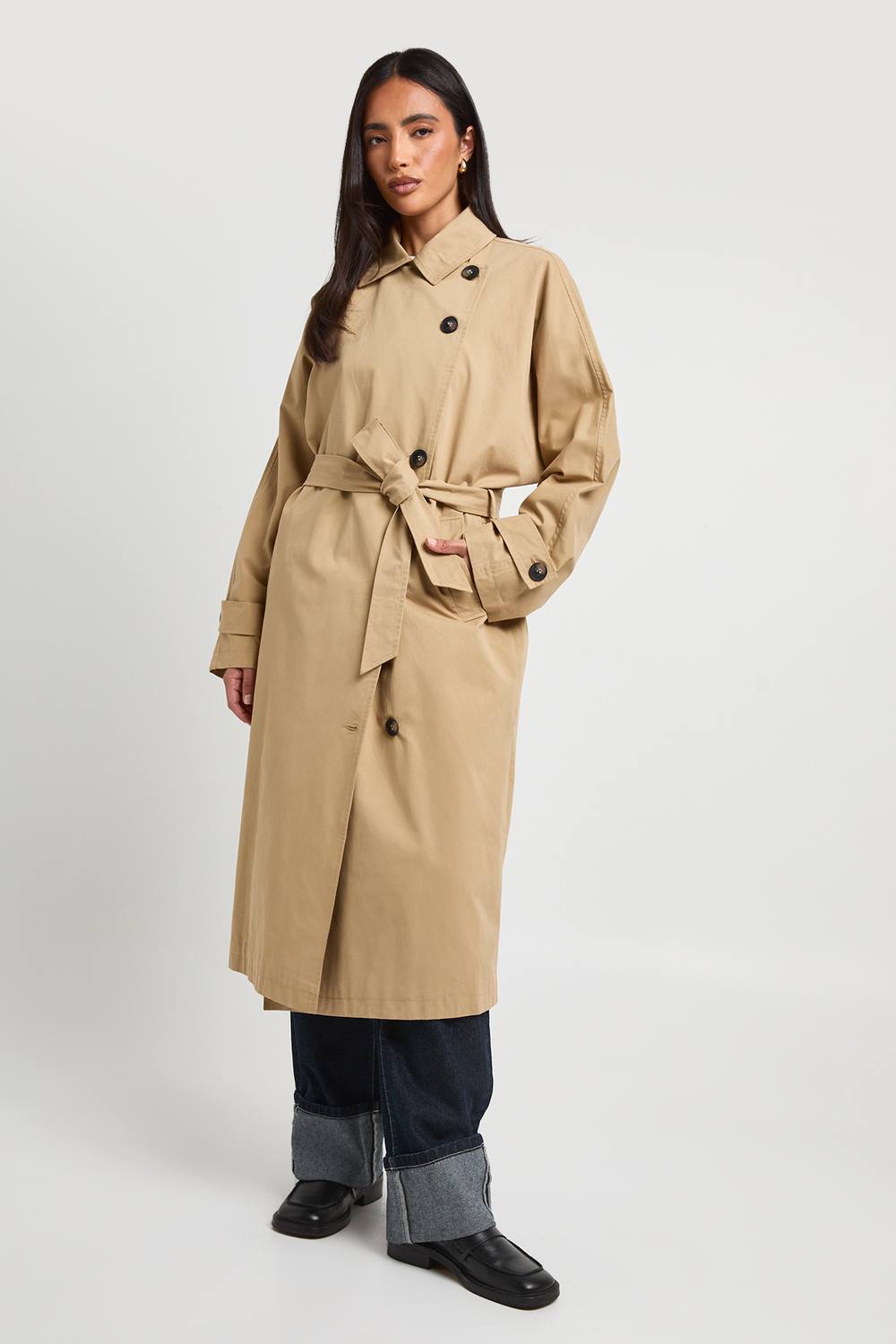 boohoo Women's Gathered Back Belted Trench Coat in Camel by boohoo