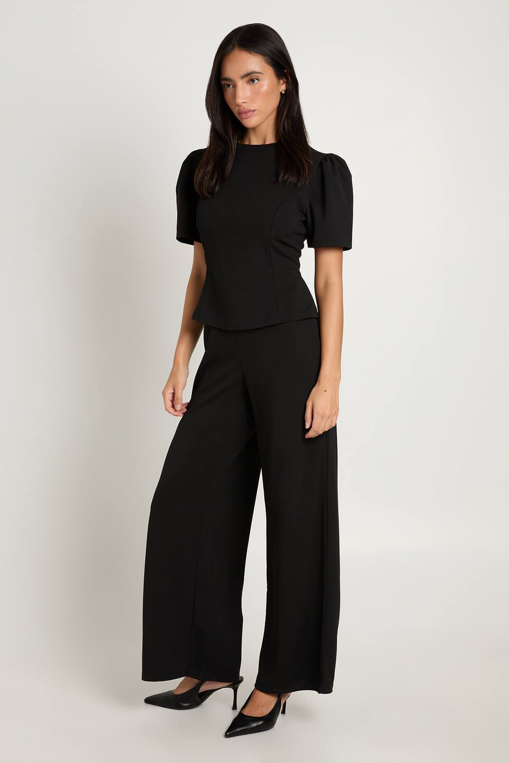 boohoo Women's Jersey Crepe Volume Sleeve Jumpsuit in Black by boohoo