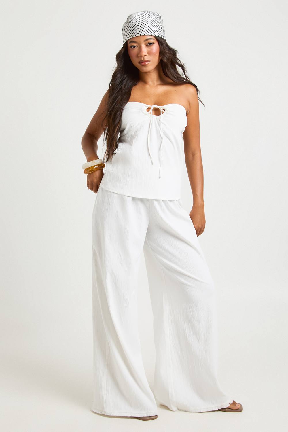 boohoo Women's Linen Look Frayed Hem Beach Trousers in White by boohoo