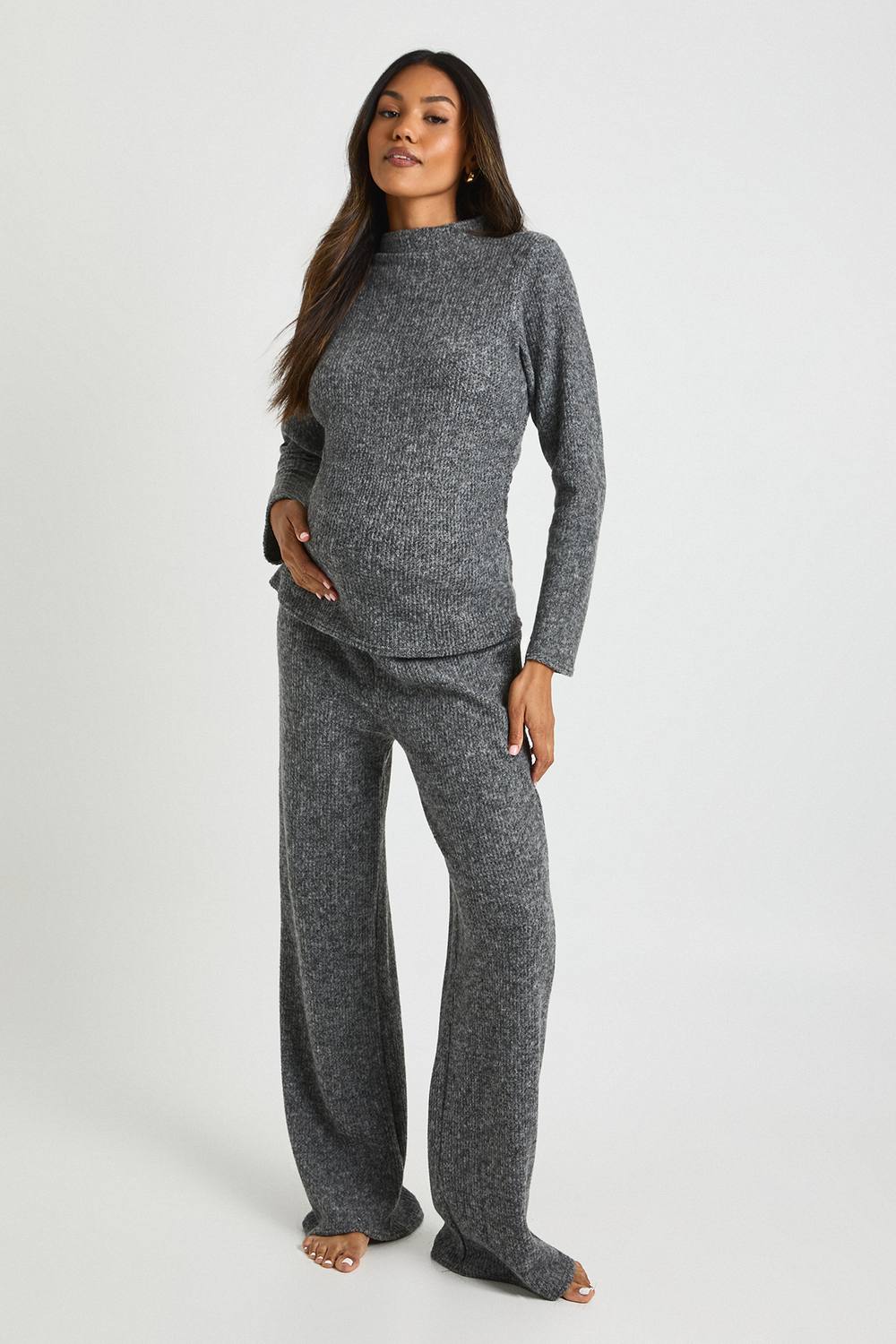 boohoo Women's Maternity Textured Long Sleeve Loungewear Set in Charcoal by boohoo
