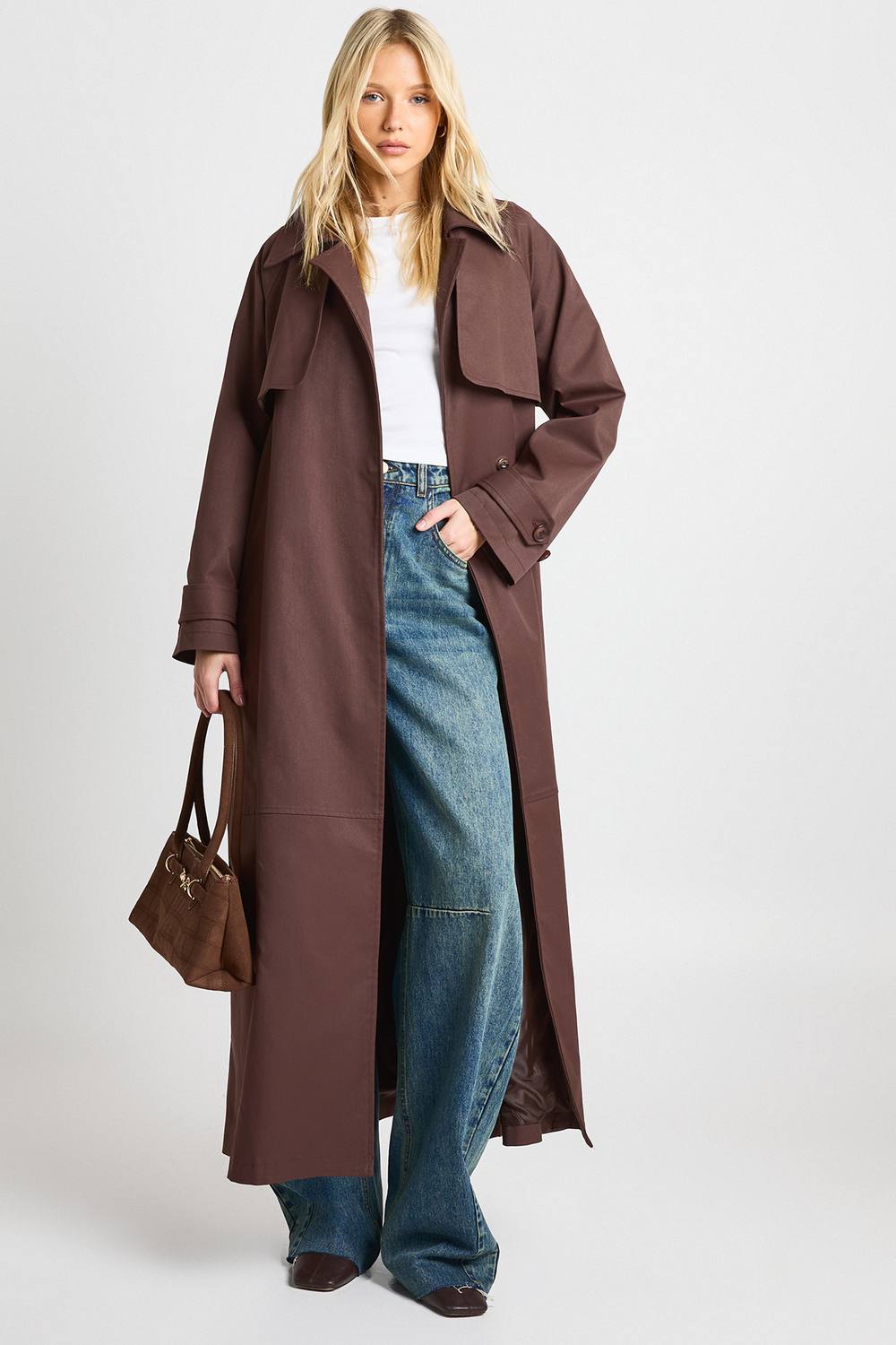 boohoo Women's Maxi Belted Trench Coat in Chocolate by boohoo