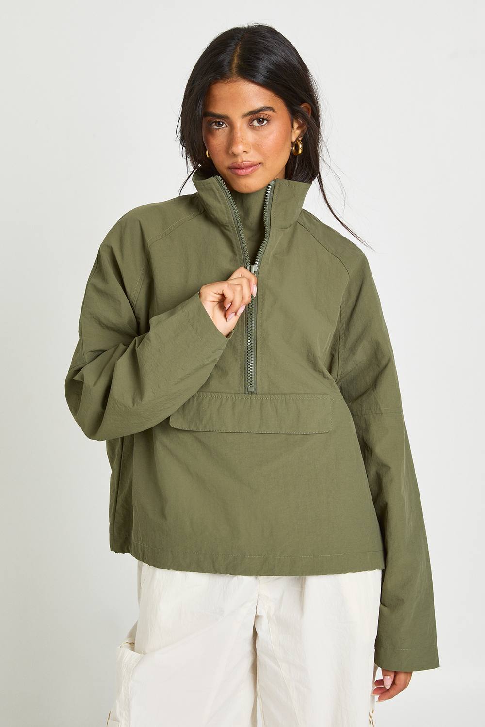 boohoo Women's Over Head Cargo Track Jacket in Khaki by boohoo
