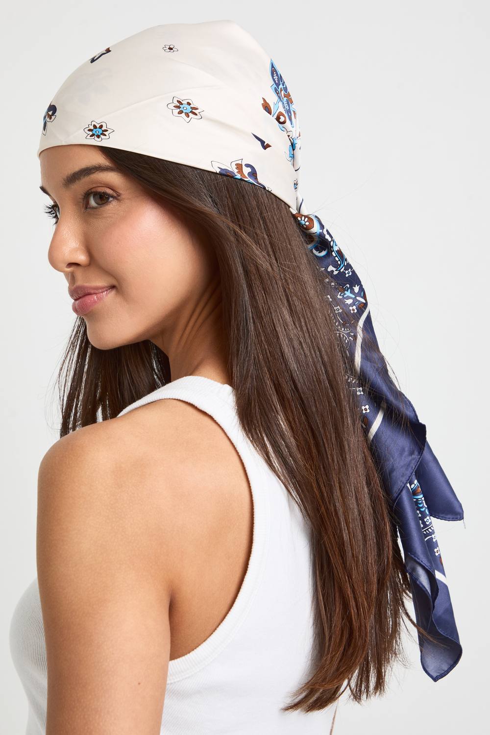 boohoo Women's Oversized Satin Headscarf in Navy by boohoo