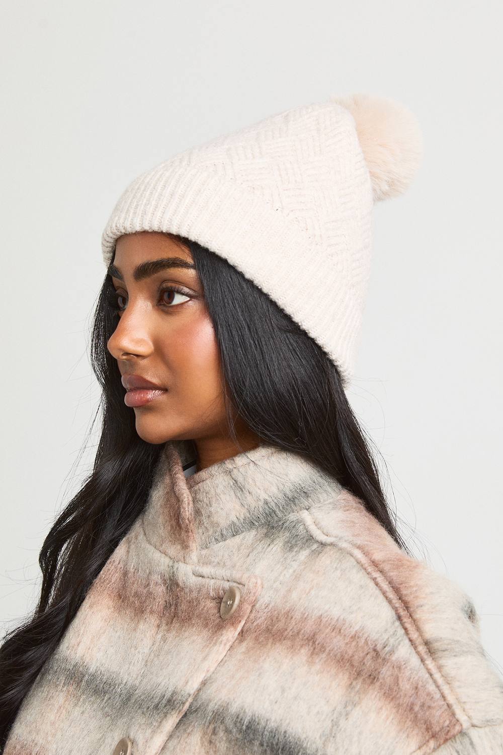 boohoo Women's Patterned Pom Pom Knitted Beanie in Oatmeal by boohoo