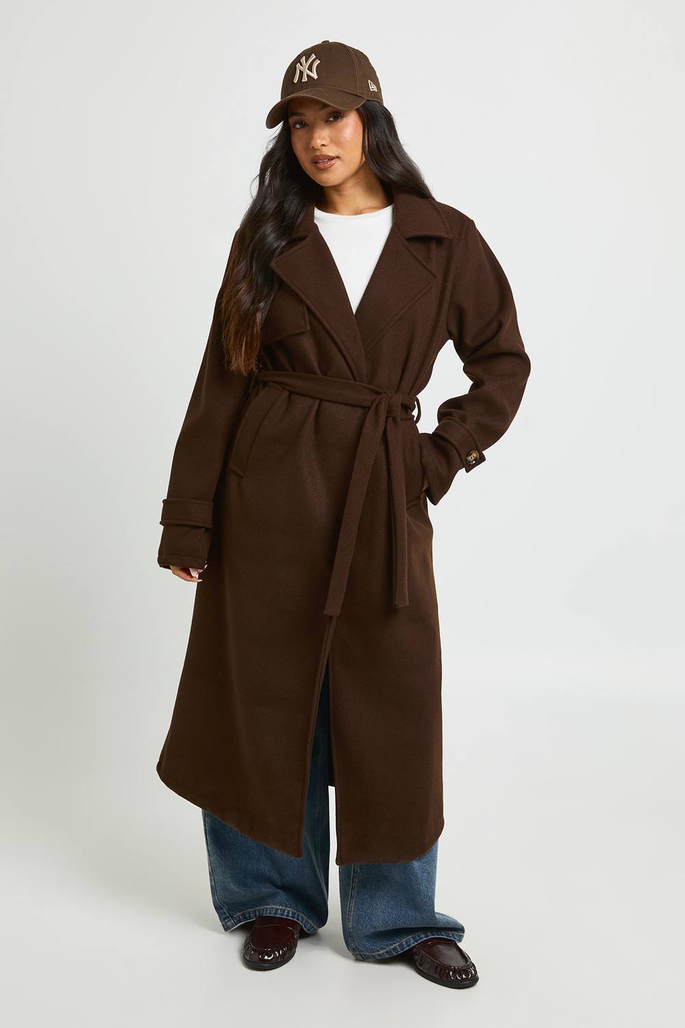 boohoo Women's Petite Belted Wool Look Trench Coat in Chocolate by boohoo