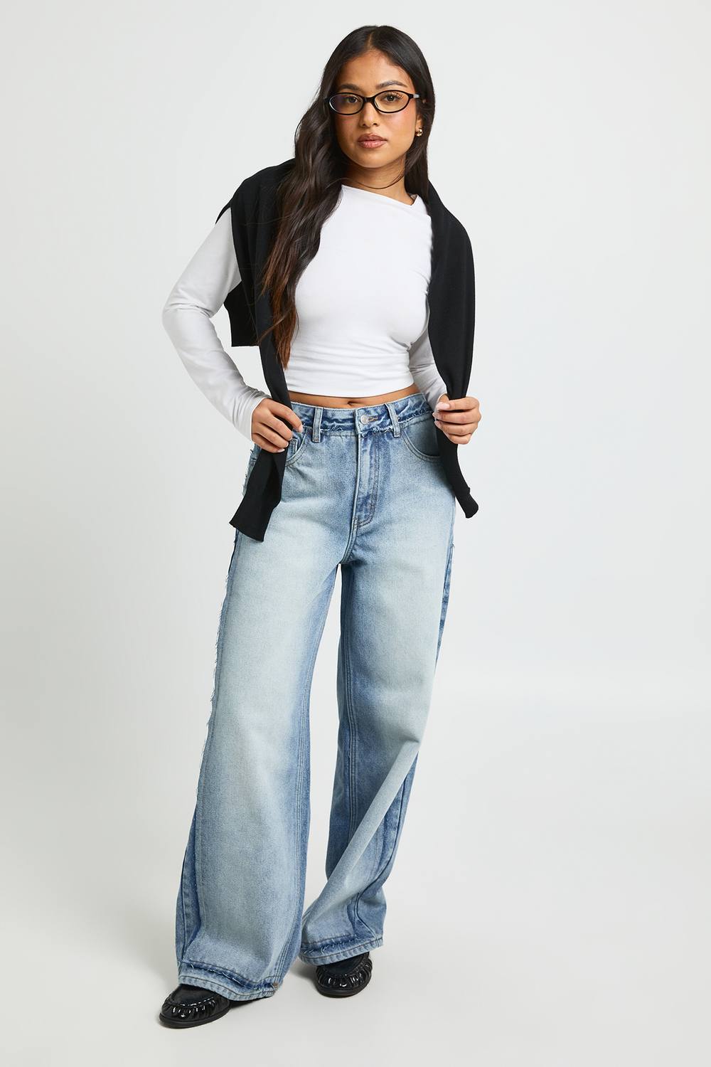 boohoo Women's Petite High Waist Fringe Seam Wide Leg Jean in Vintage Bleach by boohoo