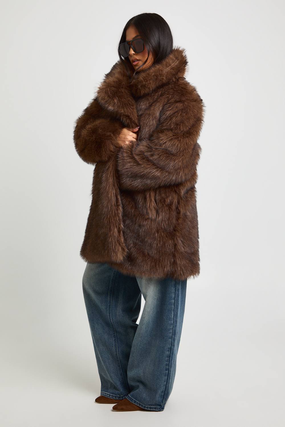 boohoo Women's Petite Longline Vintage Look Faux Fur Coat in Chocolate by boohoo