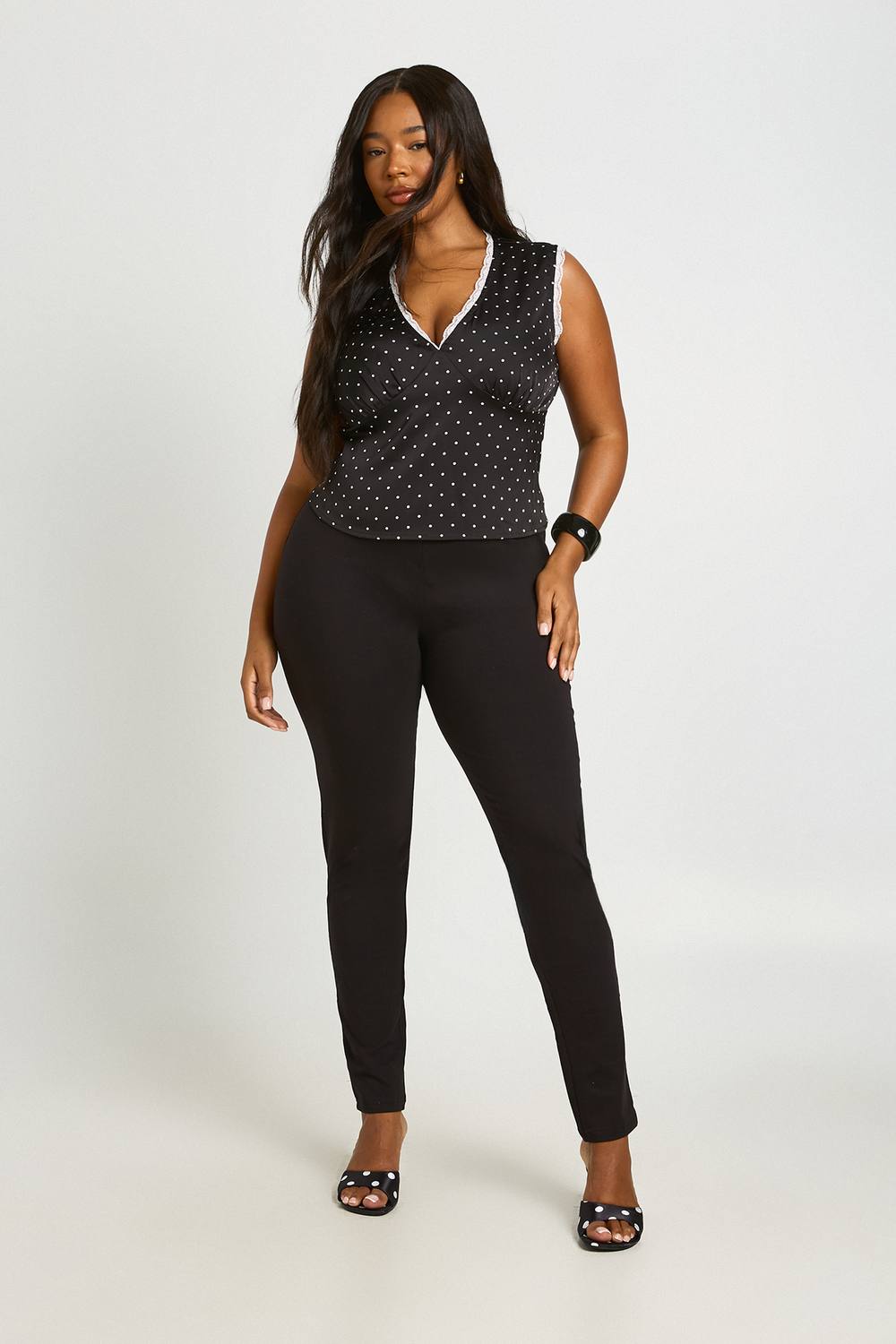 boohoo Women's Plus Basic High Waist Legging Pants in Black by boohoo