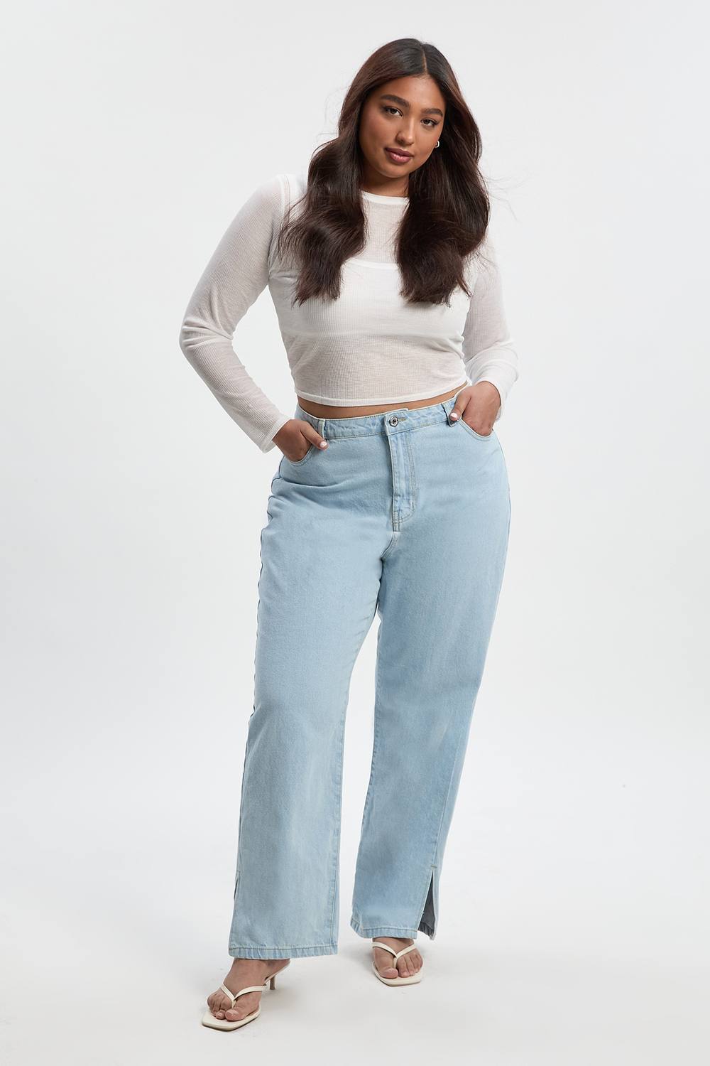 boohoo Women's Plus Basics High Waisted Split Hem Straight Leg Jeans in Bleach Wash by boohoo