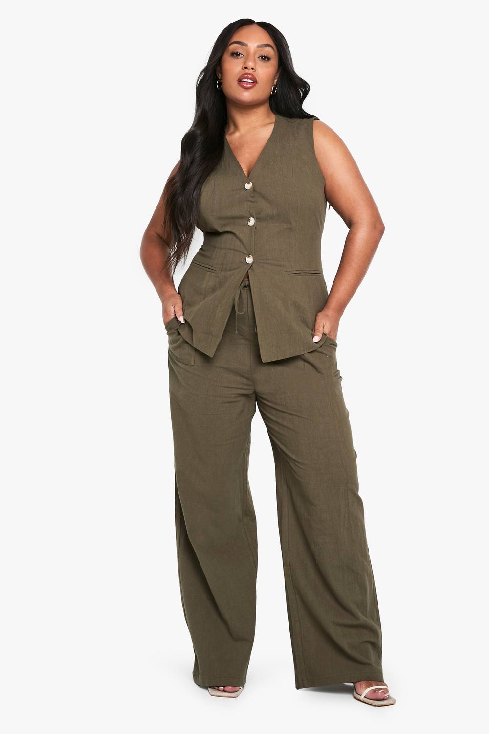boohoo Women's Plus Drawstring Waist Linen Look Trouser in Khaki by boohoo