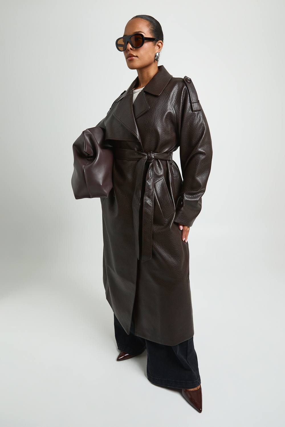 boohoo Women's Plus Faux Leather Belted Trench Coat in Chocolate by boohoo