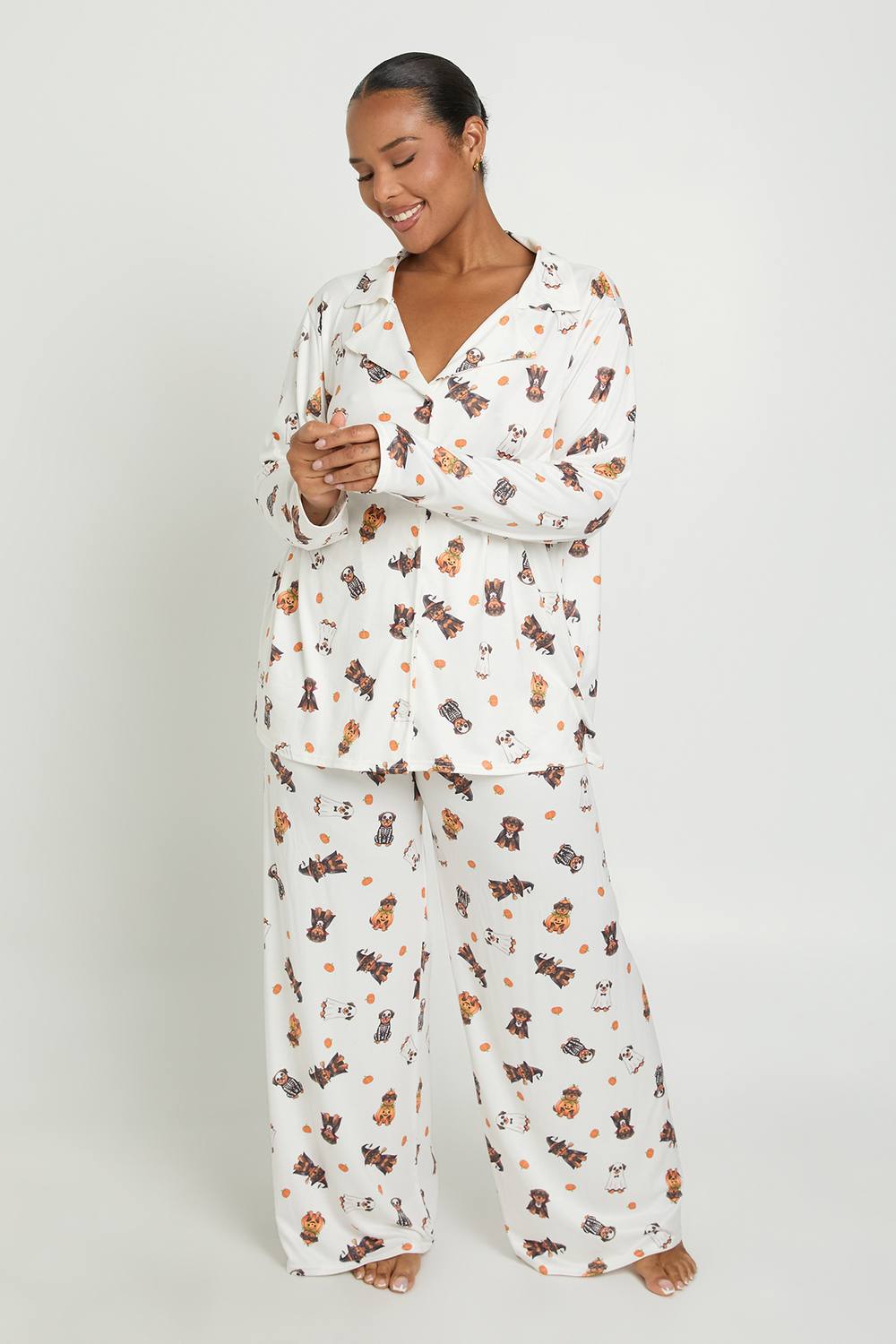 boohoo Women's Plus Halloween Print Long Sleeve Shirt & Trouser Pyjama Set in White by boohoo