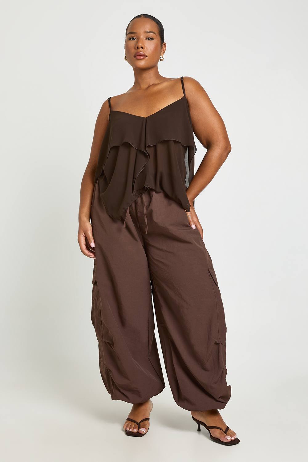 boohoo Women's Plus Paper Bag Waist Cuffed Cargo Trouser in Chocolate by boohoo