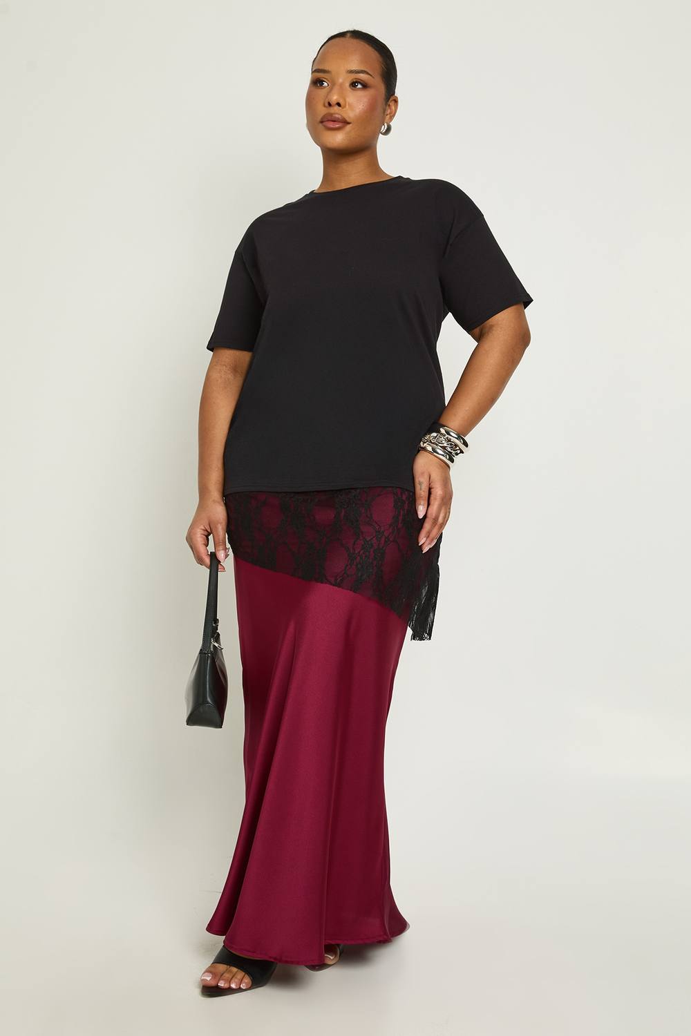 boohoo Women's Plus Satin Drawcord Maxi Skirt in Burgundy by boohoo