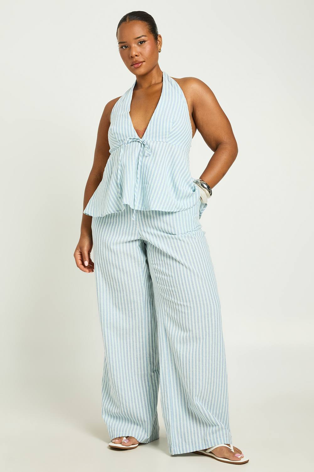 boohoo Women's Plus Stripe Elasticated Waist Wide Leg Trouser in Blue by boohoo