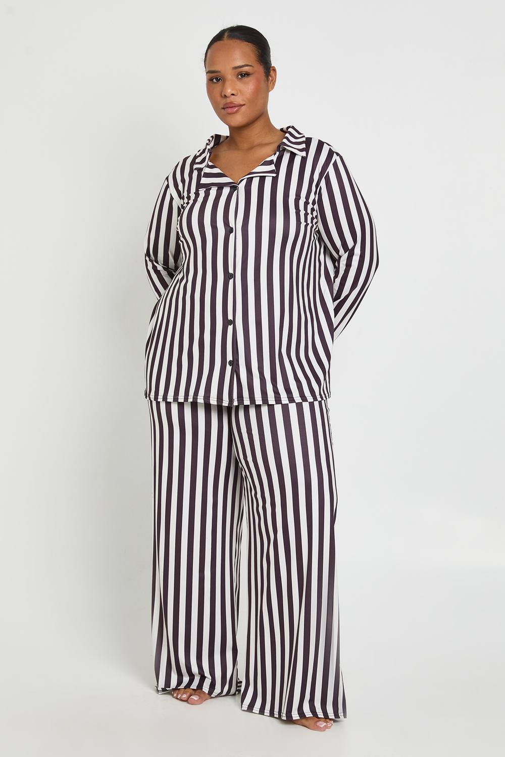 boohoo Women's Plus Stripe Long Sleeve Shirt & Trouser Pyjama Set in Chocolate by boohoo