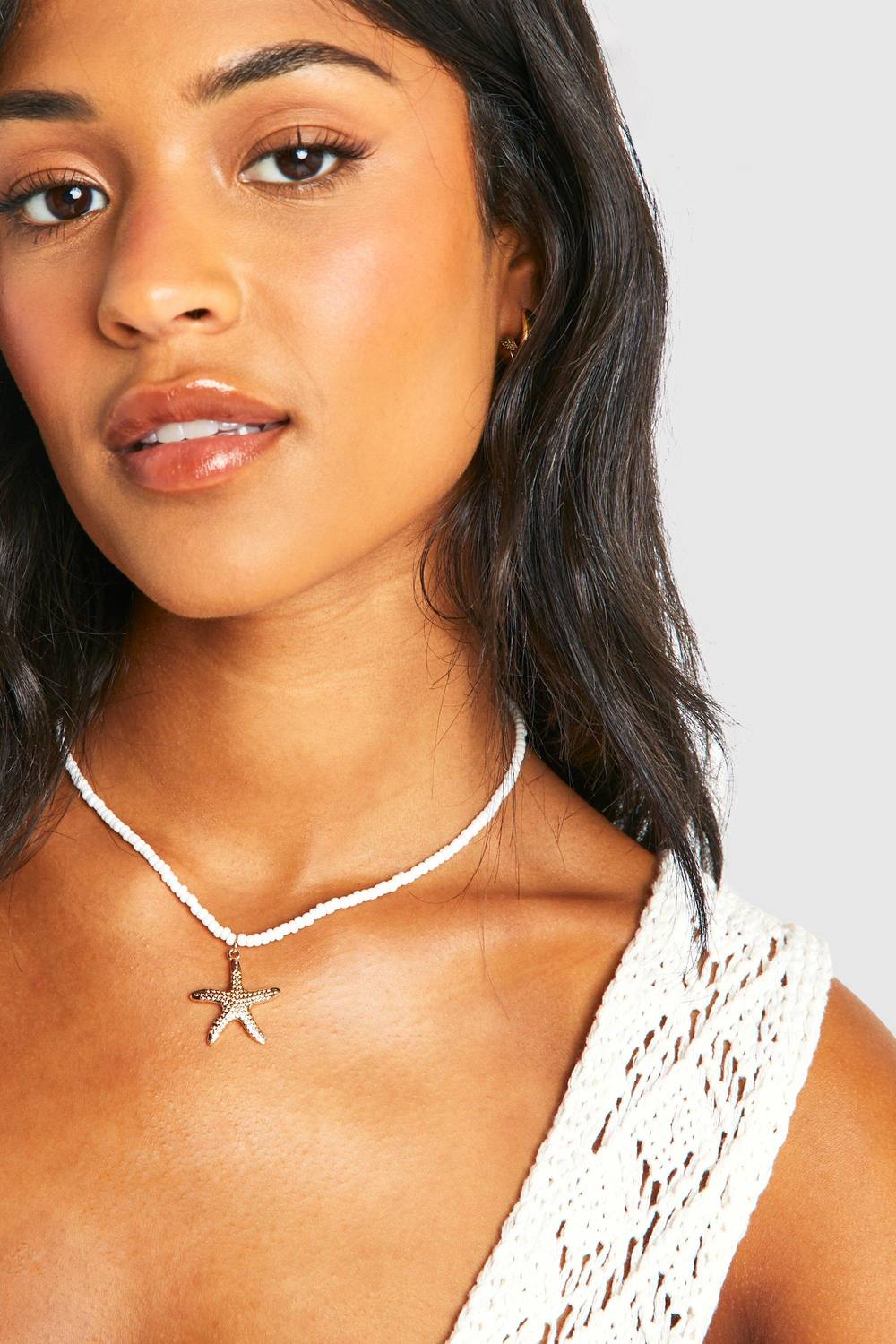 boohoo Women's Shell Beaded Starfish Necklace in Gold by boohoo