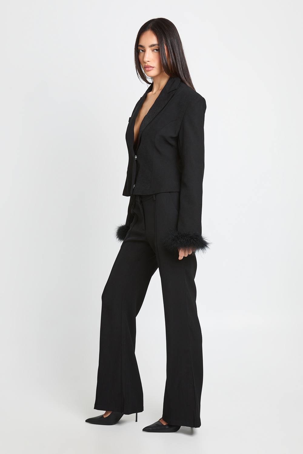 boohoo Women's Skinny Tailored Flares Trouser in Black by boohoo