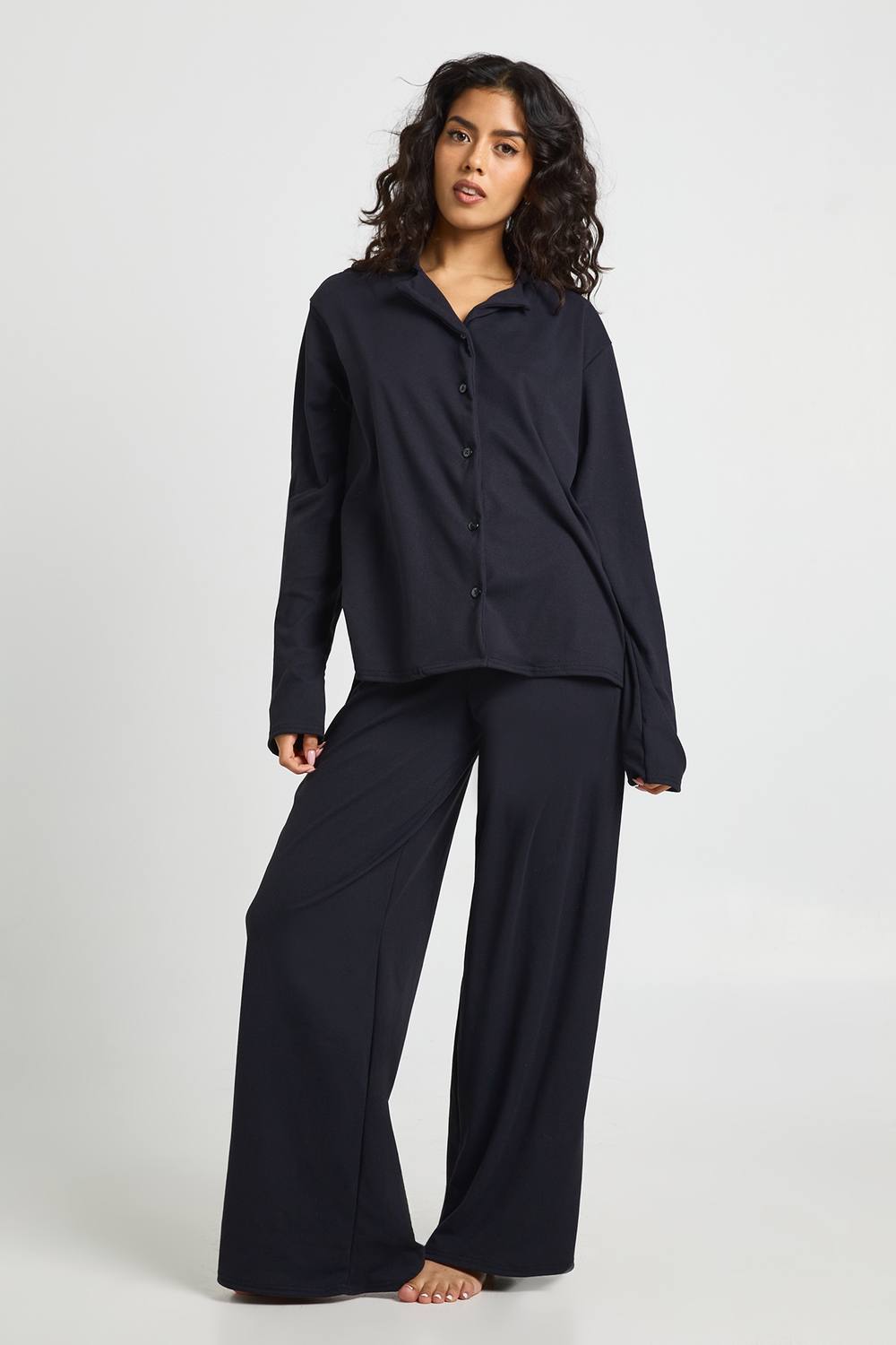 boohoo Women's Super Soft Long Sleeve Top & Trousers Pyjama Set in Black by boohoo