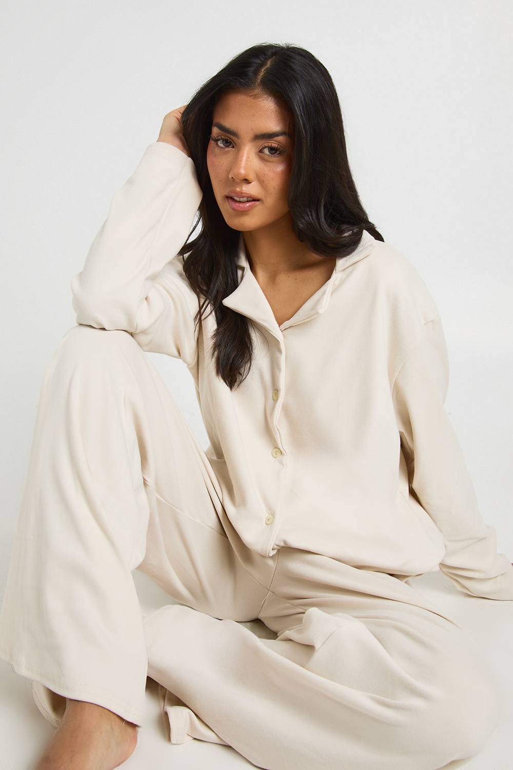 boohoo Women's Super Soft Long Sleeve Top & Trousers Pyjama Set in Cream by boohoo