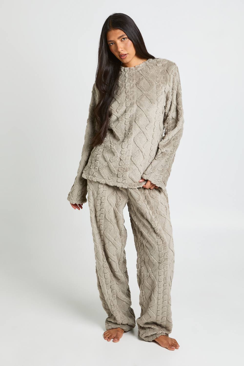 boohoo Women's Tall Cable Fleece Jumper & Trousers Pyjama Set in Grey by boohoo