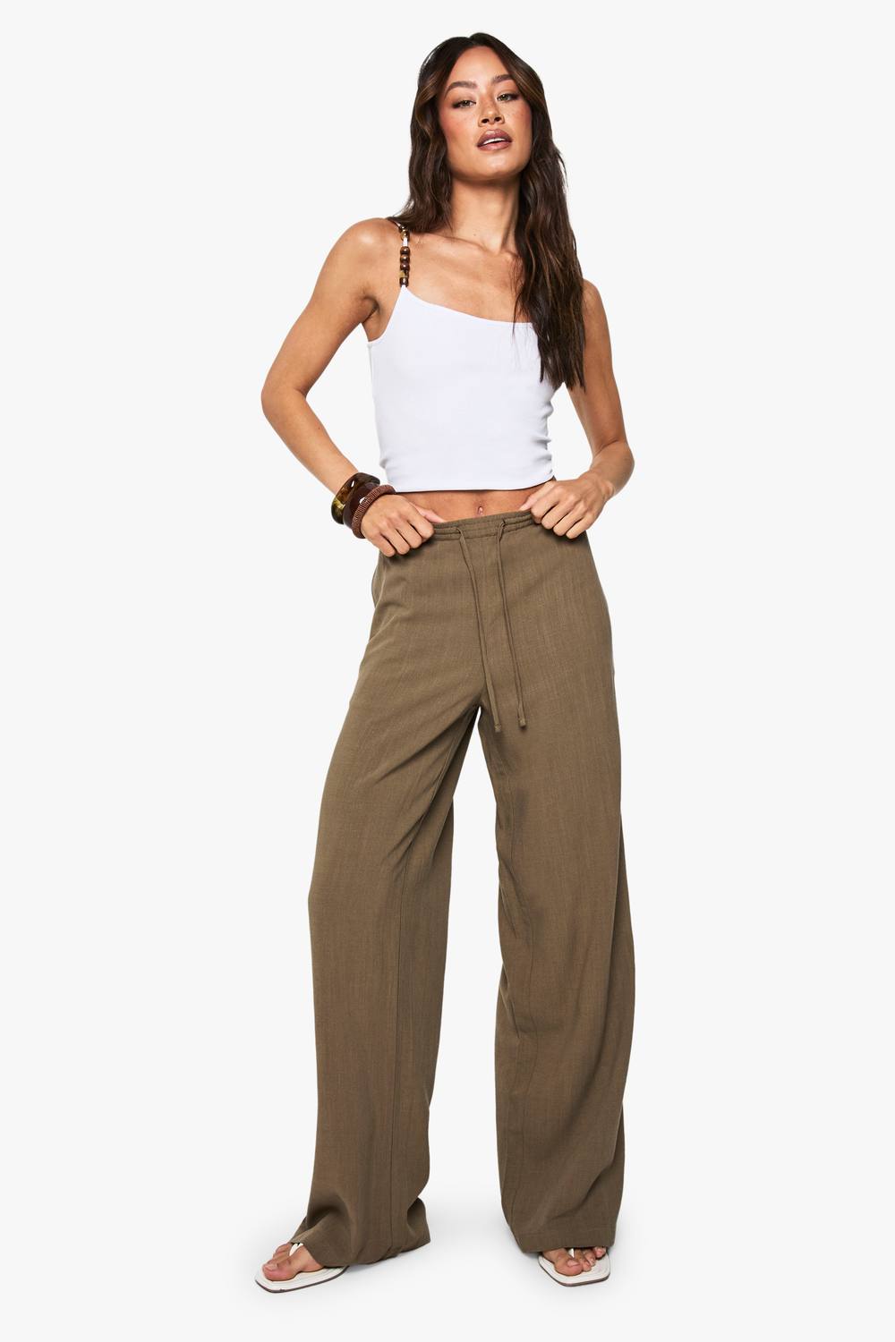 boohoo Women's Tall Premium Linen Wide Leg Trousers in Khaki by boohoo