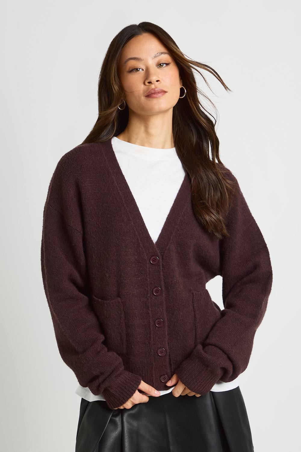 boohoo Women's Tall Soft Knit Pocket Detail V Neck Cardigan in Chocolate by boohoo