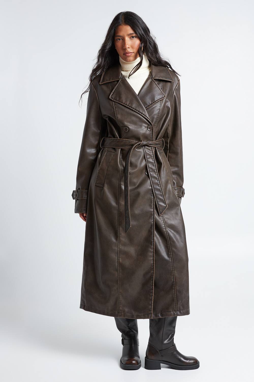 boohoo Women's Tall Vintage Look Faux Leather Trench Coat in Chocolate by boohoo