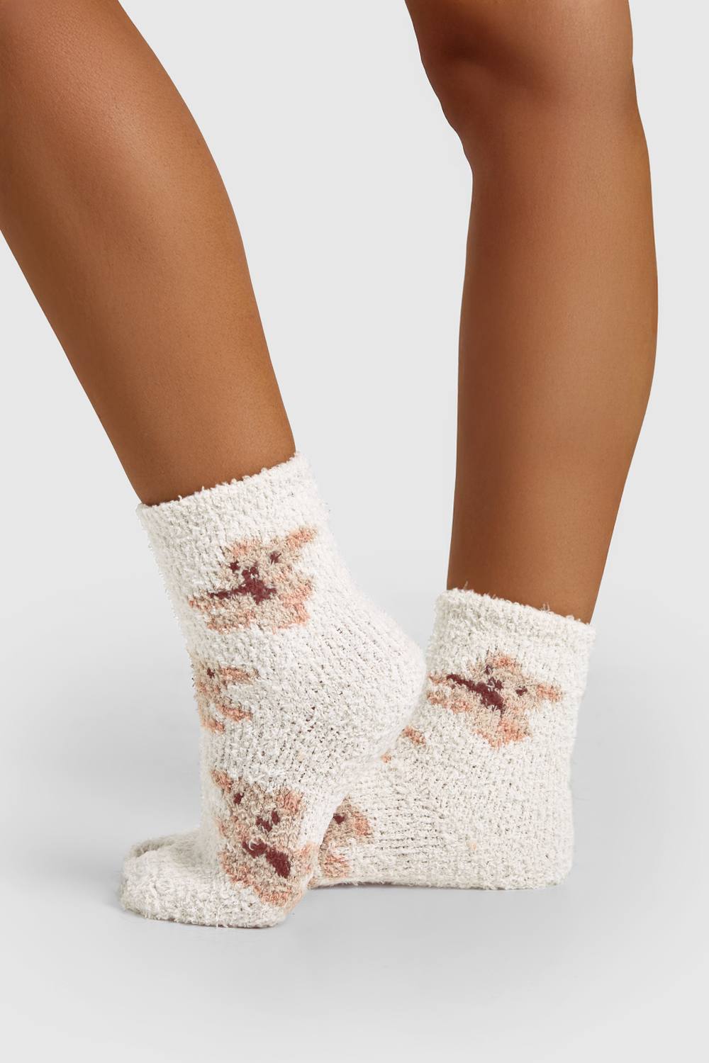 boohoo Women's Teddy Bear Print Fluffy Socks in Ivory by boohoo