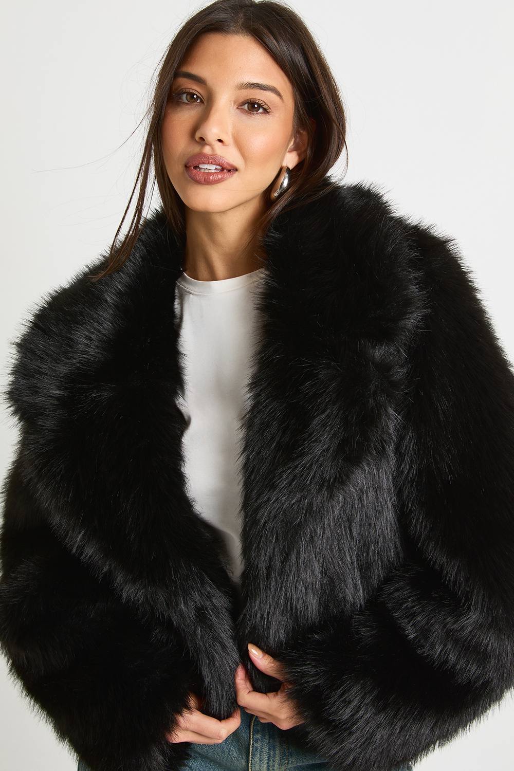 boohoo Women's Vintage Look Faux Fur Coat in Black by boohoo