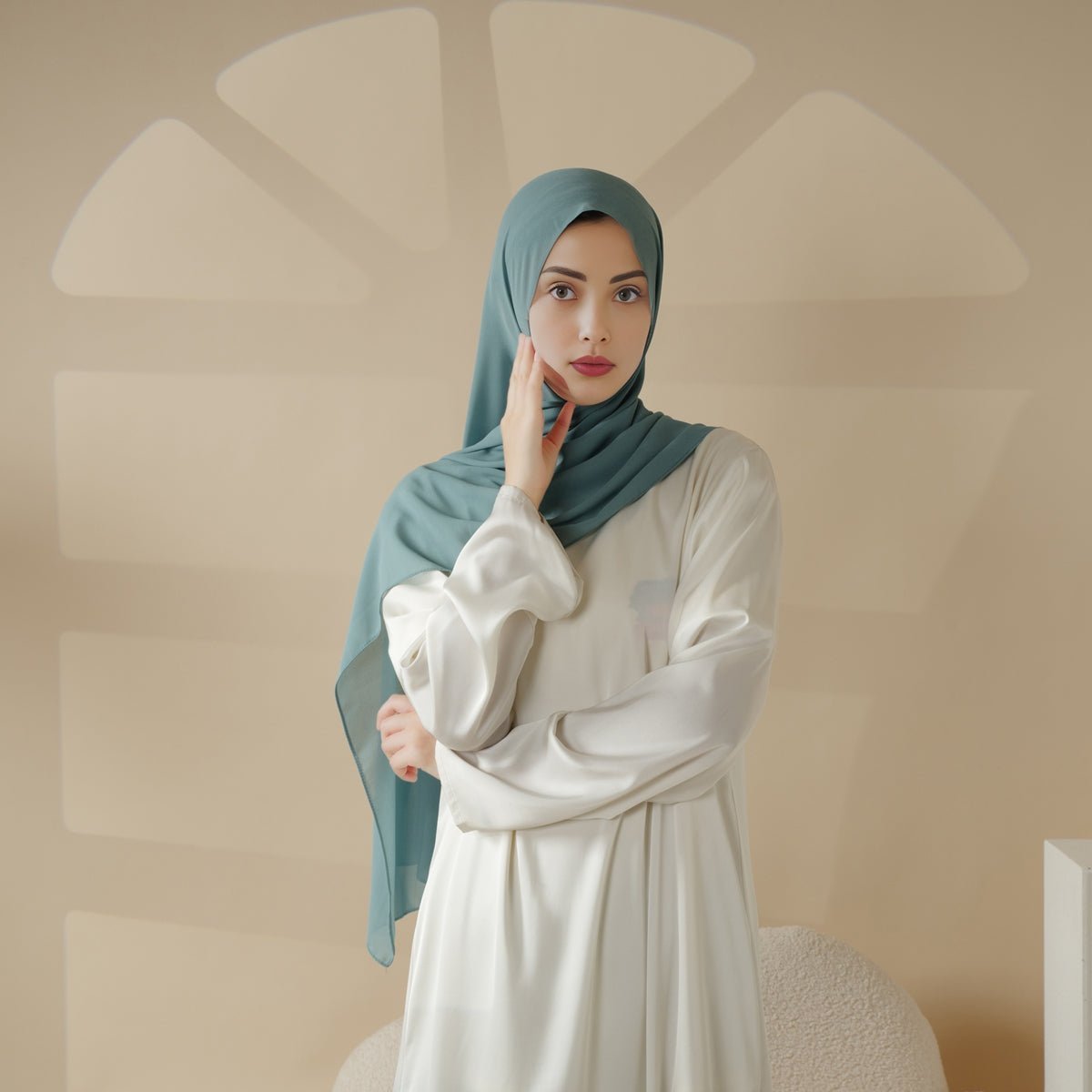 Casual Modest Abaya Set: Cardigan Abaya + Satin Dress + Chiffon Hijab, view 3