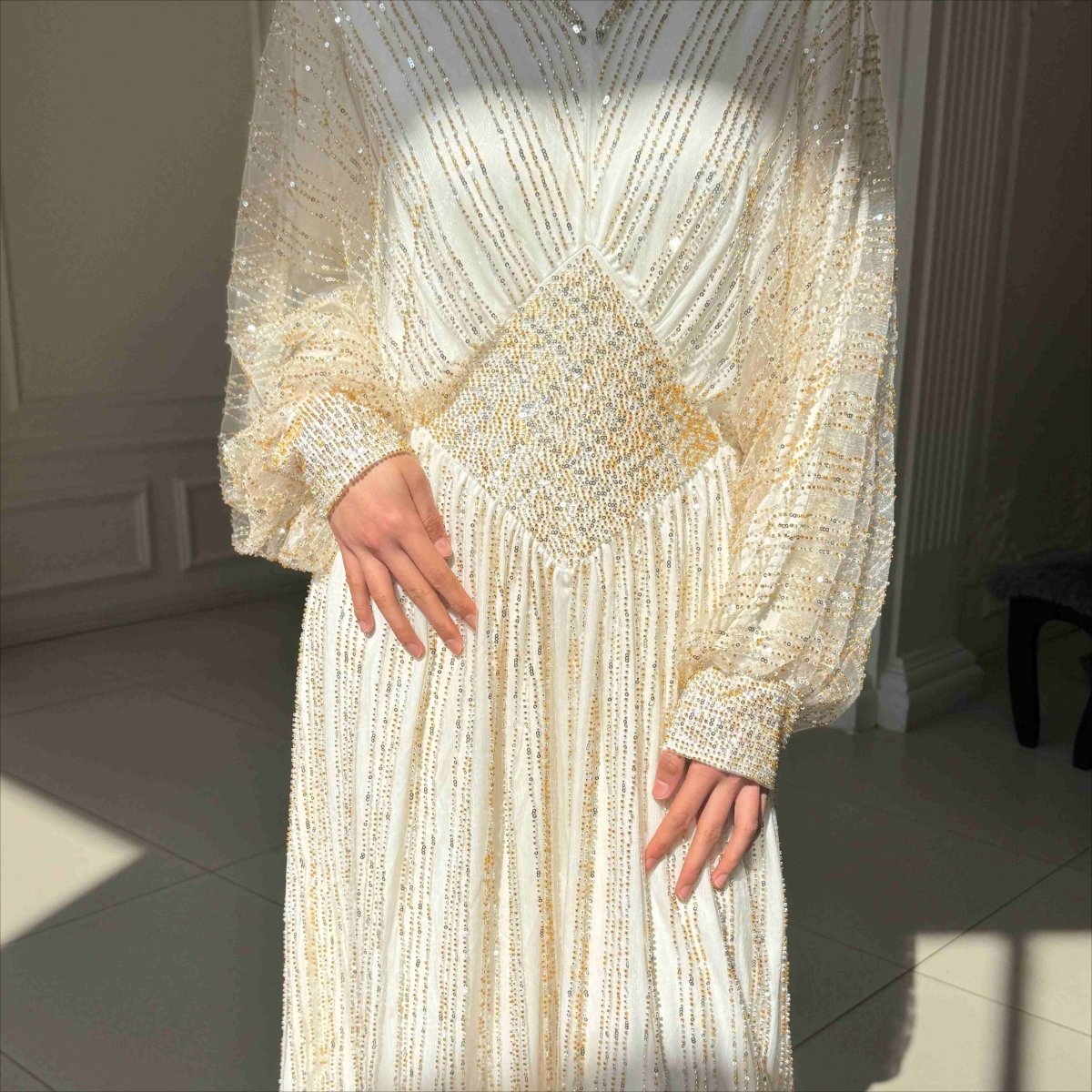 Crystal-Embellished Elegant Abaya with Defined Waist Silhouette (MA391), view 8