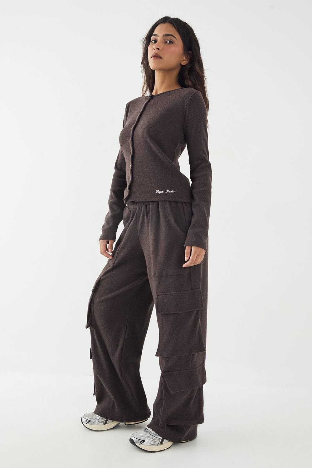DSGN Studio Women's Brushed Rib Cargo Jogger Pants in Chocolate by boohoo