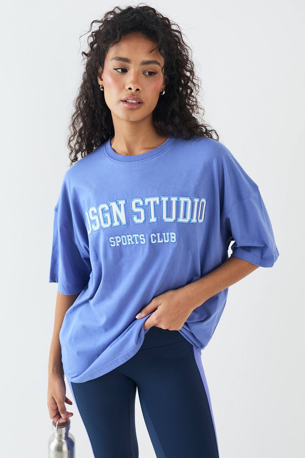 DSGN Studio Women's Collegiate Applique Oversized T-Shirt in Cornflower by boohoo