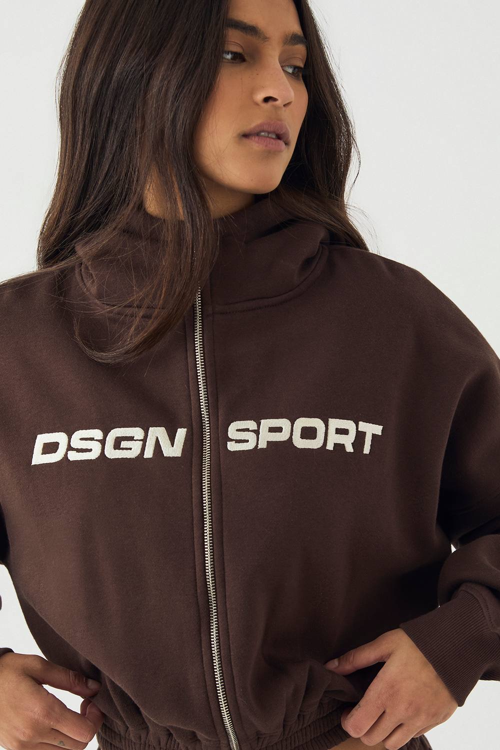 DSGN Studio Women's Sport Boxy Zip Through Hooded Tracksuit in Dark Chocolate by boohoo