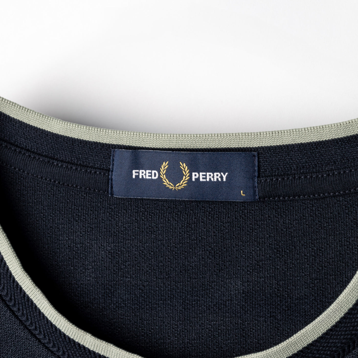 Fred Perry Trim Detail Crepe Piqué T-Shirt — Navy, view 3