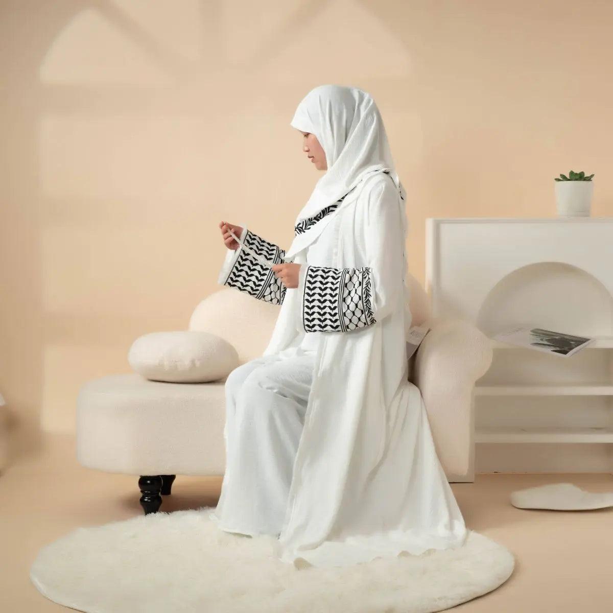 Handmade Keffiyeh Abaya With Embroidery, 4-Piece Set (MOA044), view 8