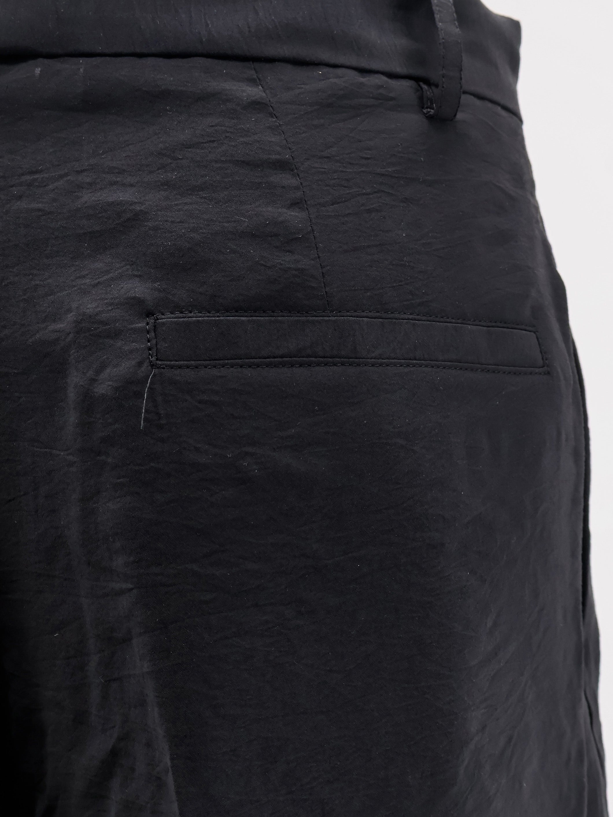Hevo Torreveneri Trousers — Black, view 3