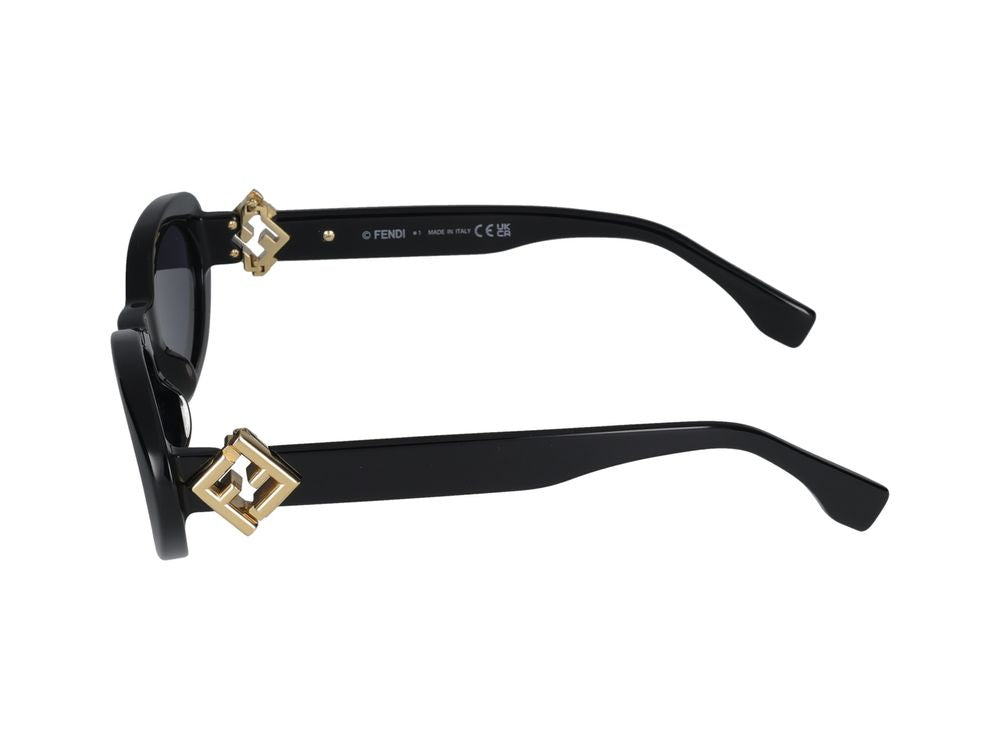 Maison Fendi FE40140U Oval Frame Sunglasses — Black, view 3