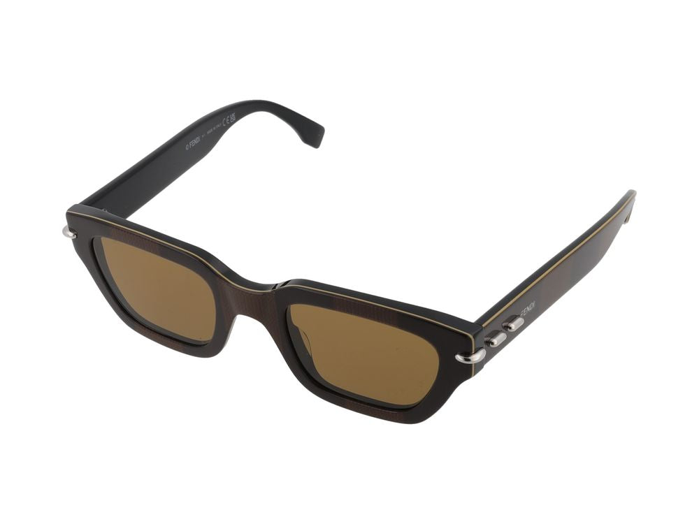 Maison Fendi FE40191I Injected Acetate Sunglasses — Black, view 2